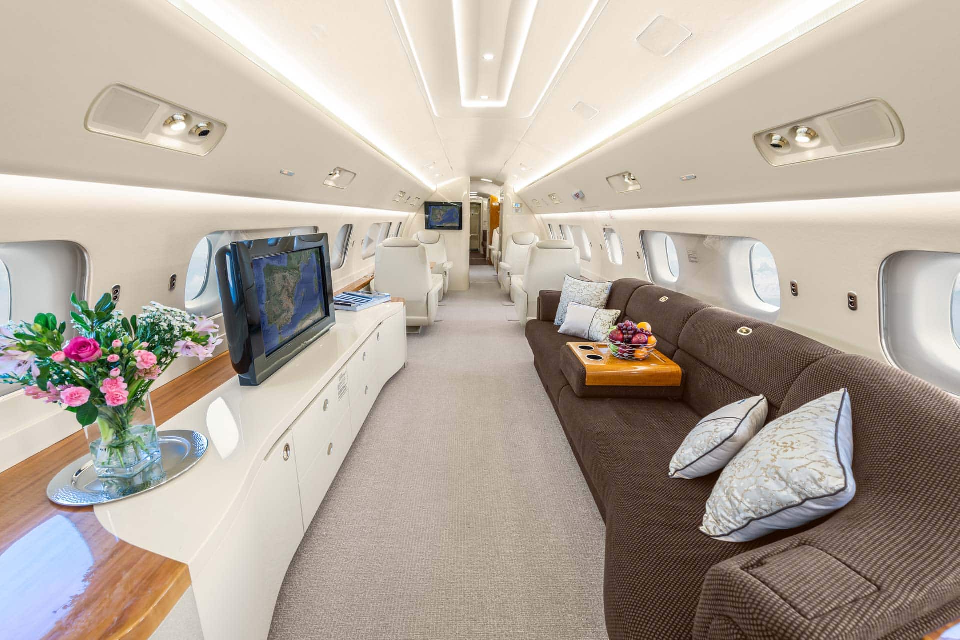 Embraer Lineage 1000 Cabin